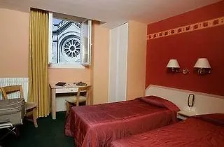 Continental Hotel Lurdy