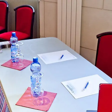 Continental Hotel 3*