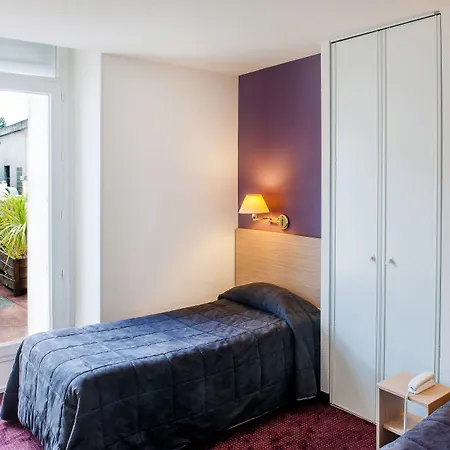 Continental Hotel Lurdy